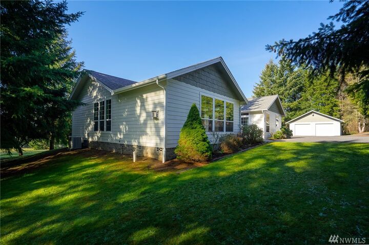 Property Photo:  164 Wallace Rd  WA 98532 