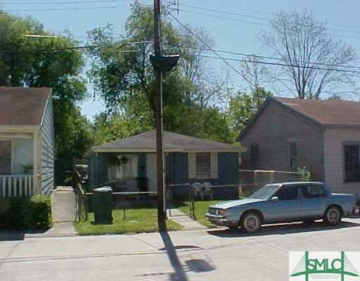 Property Photo:  256 Cumming Street  GA 31415 