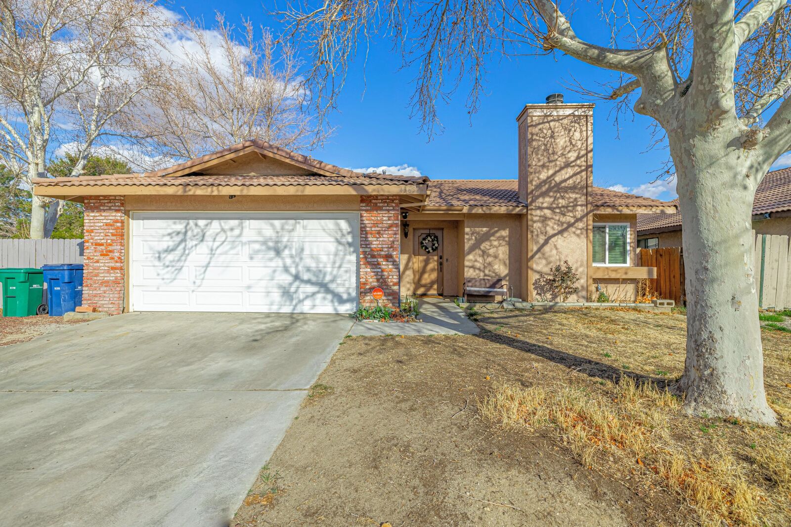 Property Photo: 43652 Santa Rosa Circle CA 93535