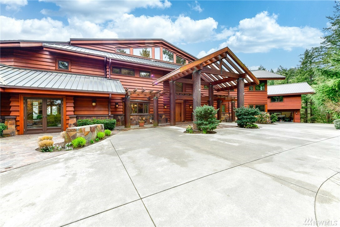 Property Photo: 1 Eagles Nest Dr WA 98257