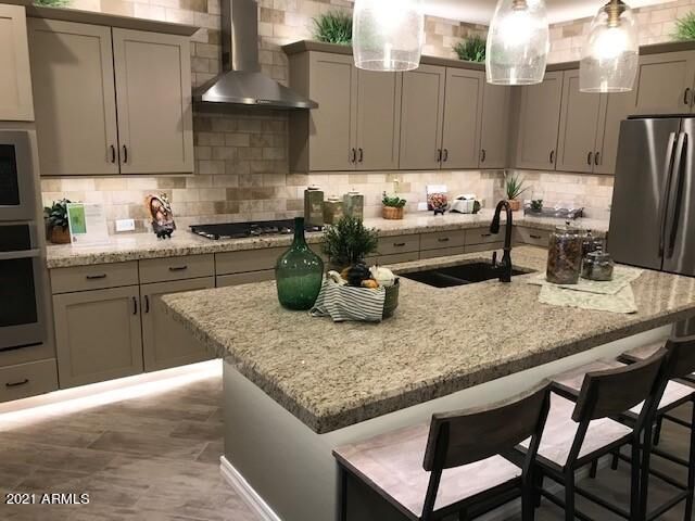 Property Photo:  1132 N 151st Lane  AZ 85338 