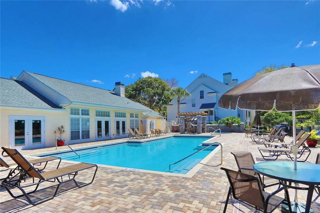 Property Photo: 3310 Haviland Court 101 FL 34684