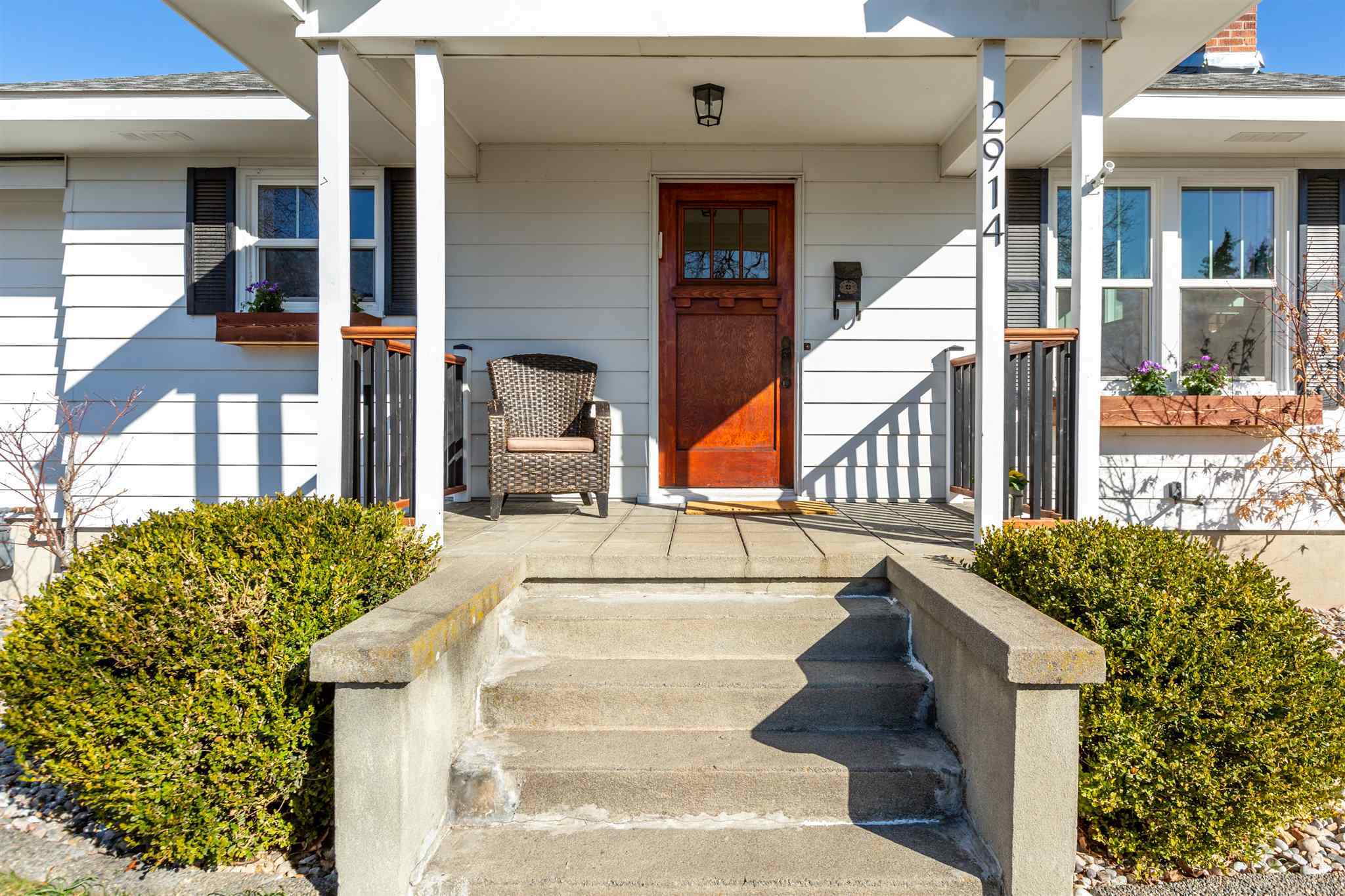 Property Photo:  2914 W Fairview Ave  WA 99205 