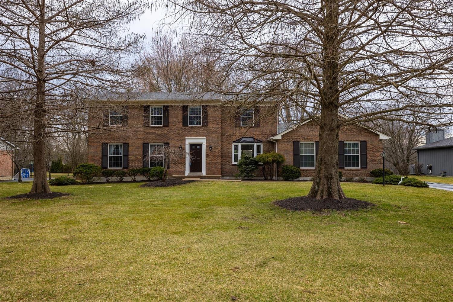 Property Photo: 10804 Stockbridge Ln OH 45249