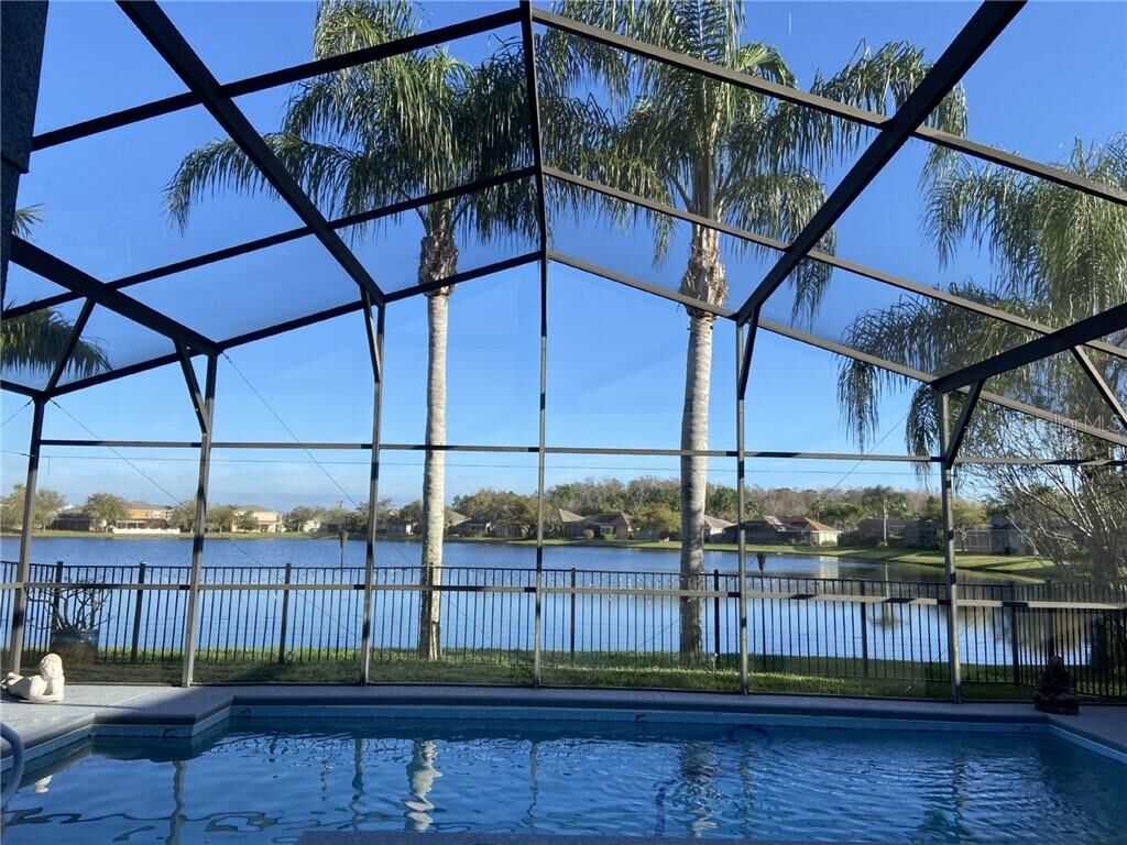 Property Photo:  13851 Mirror Lake Drive  FL 32828 