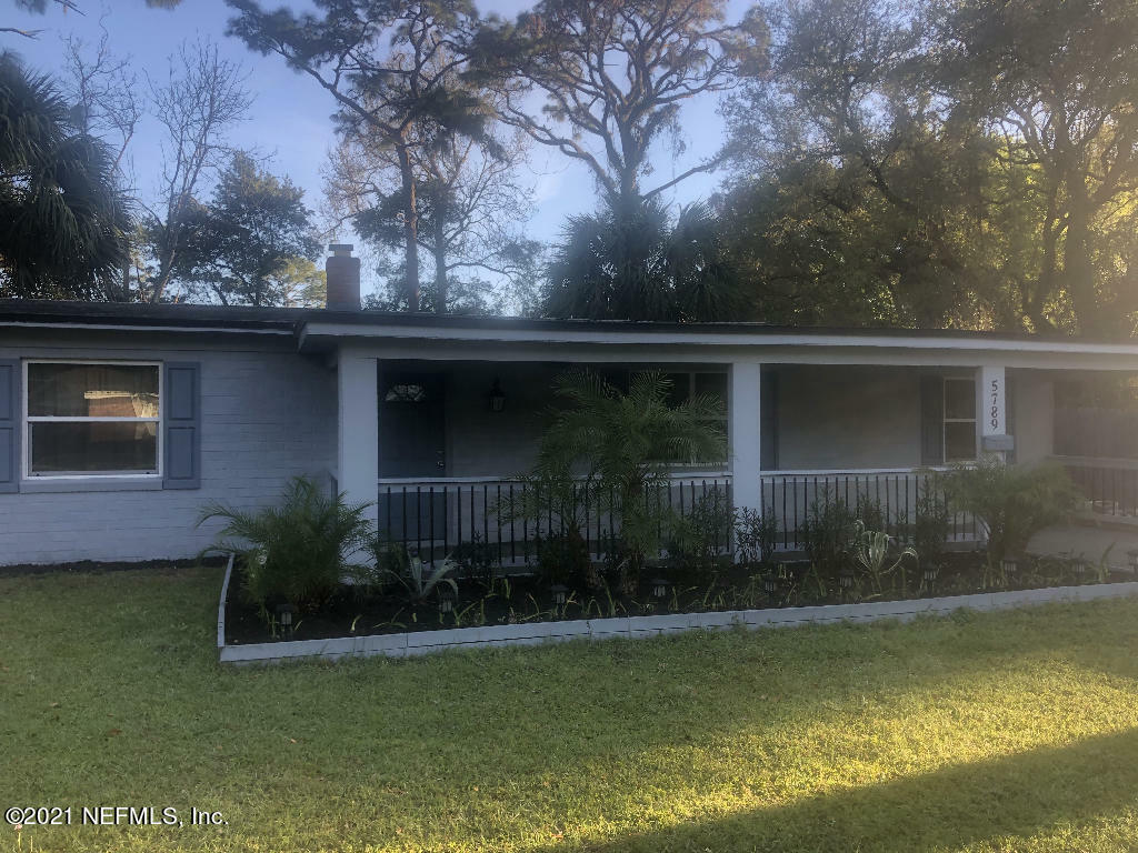 Property Photo:  5789 Lake Lucina Drive N  FL 32211 