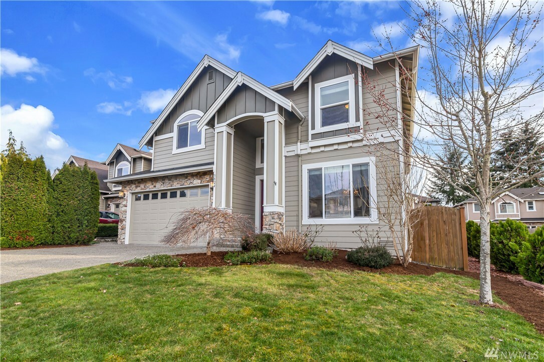 Property Photo:  3824 222nd Place SE  WA 98021 