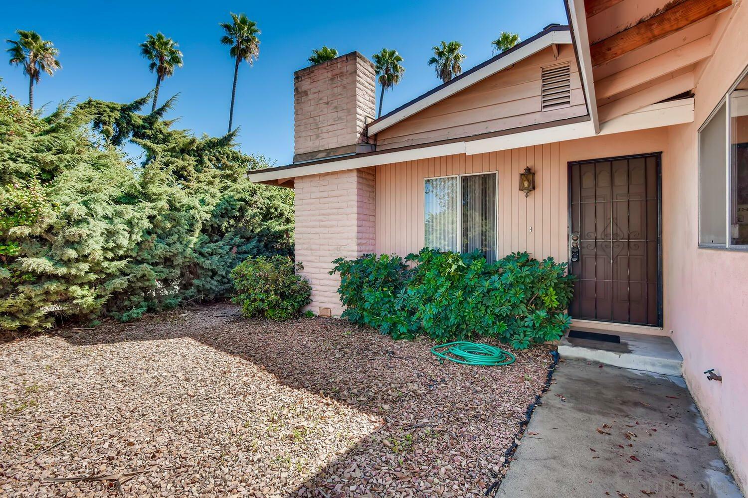 Property Photo:  1432 Steen Circle  CA 92083 