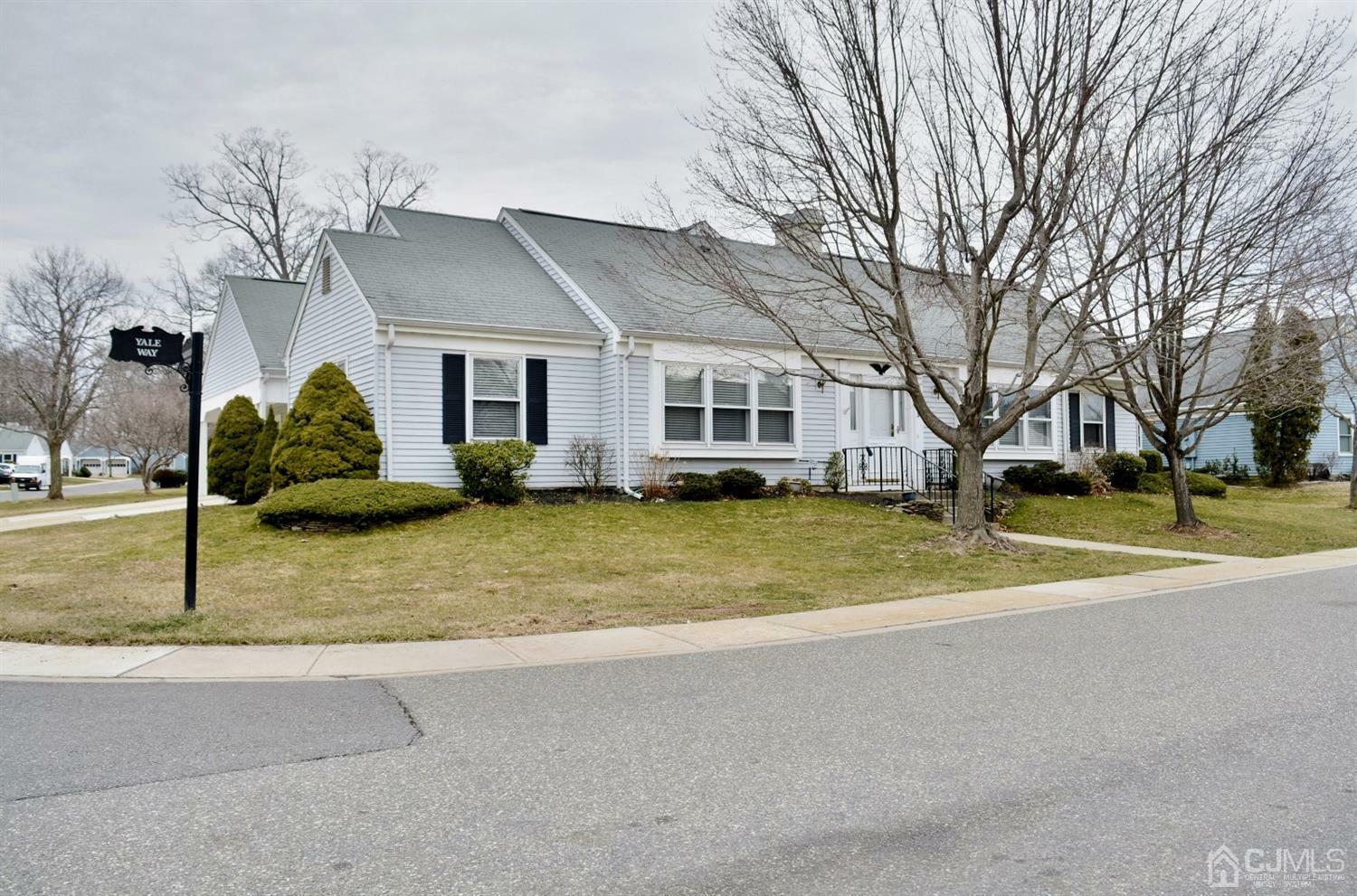 B Yale Way  Monroe NJ 08831 photo