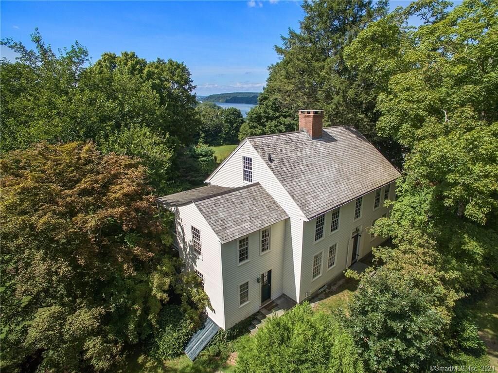 Property Photo: 105 Middle Haddam Road CT 06456