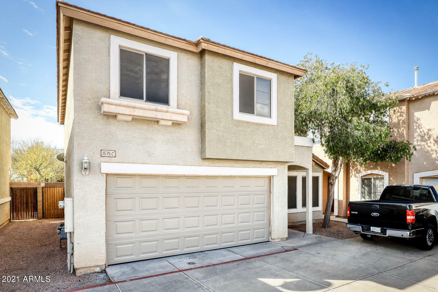 Property Photo: 1575 E Betsy Lane C AZ 85296