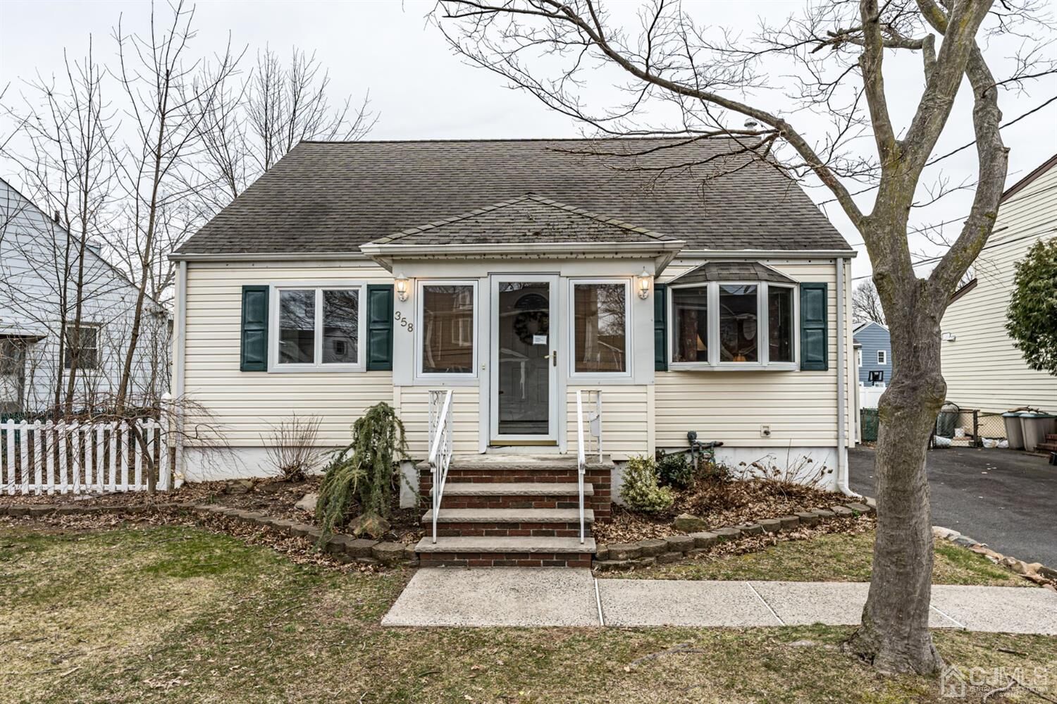 Property Photo: 358 Lincoln Drive NJ 07033