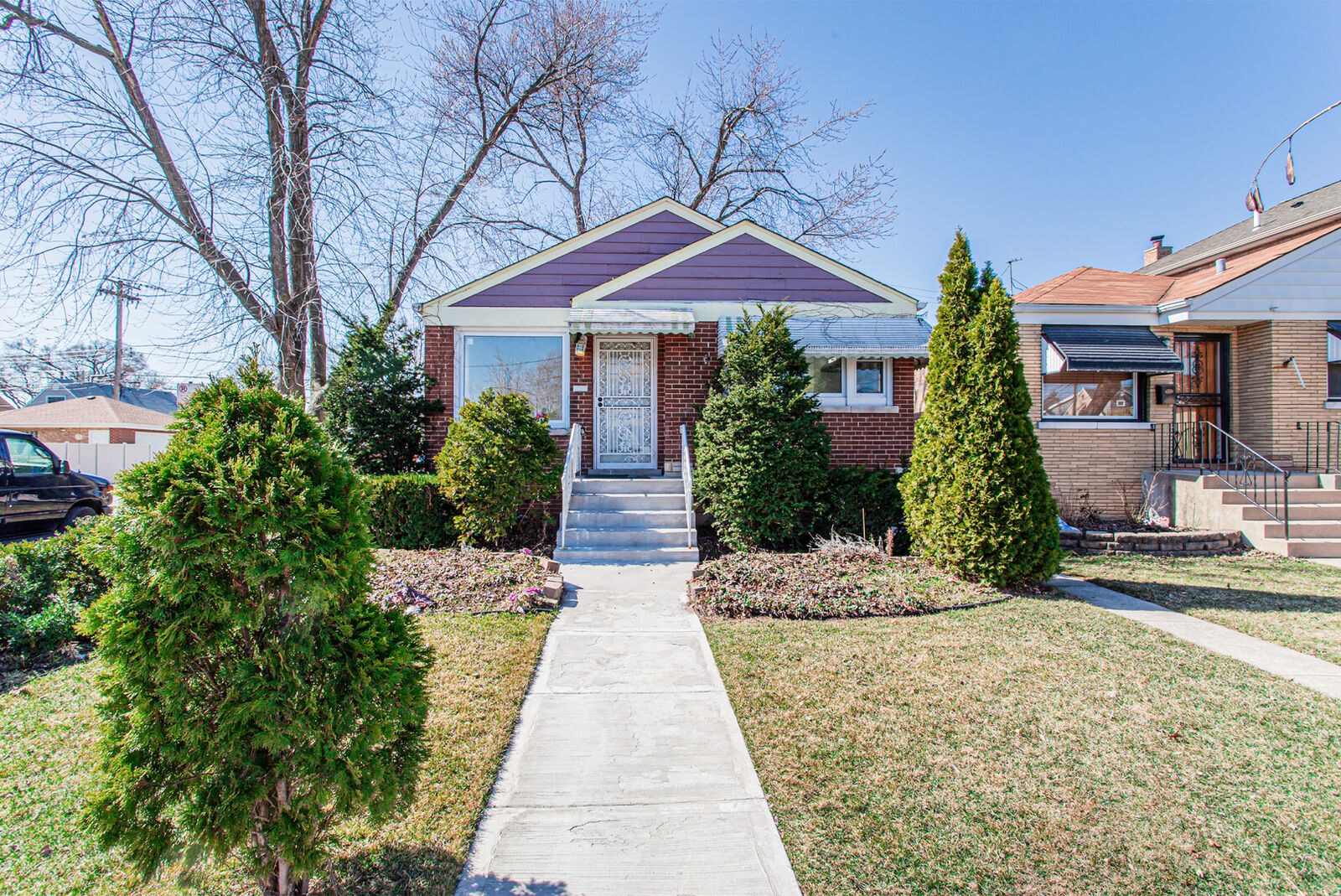 Property Photo:  2900 N Narragansett Avenue  IL 60634 