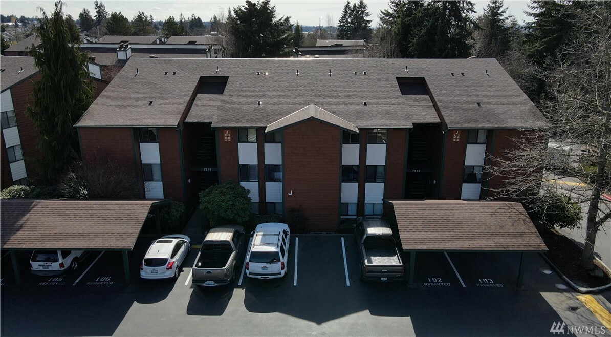 Property Photo:  7312 N Skyview Lane J303  WA 98406 