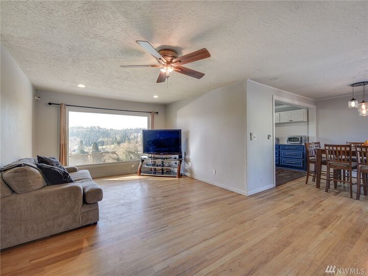 Property Photo:  124 Mountain View Dr  WA 98632 