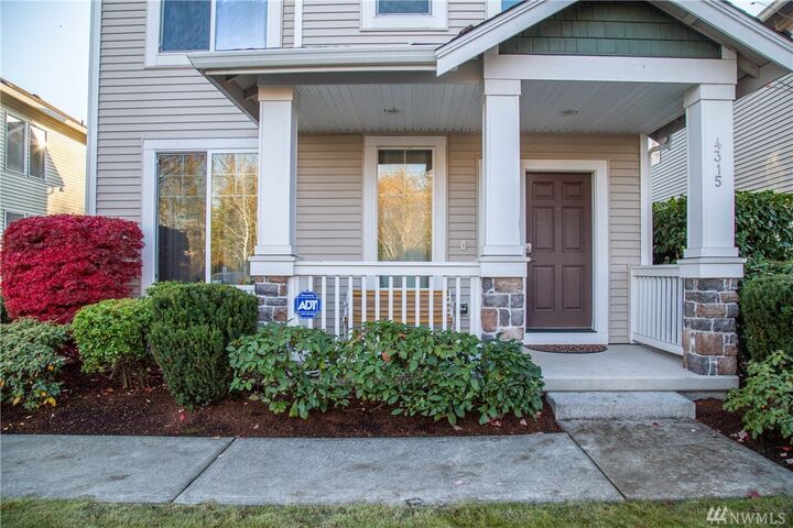Property Photo:  4315 S 220th St 2  WA 98032 