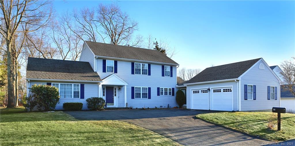 Property Photo:  11 Great Oak Farm Road 11  CT 06468 
