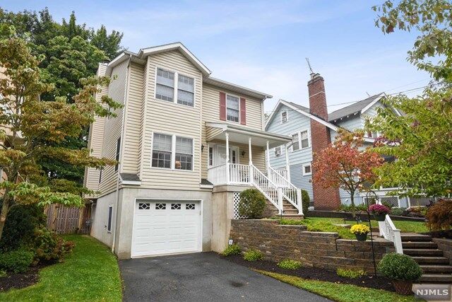 Property Photo:  5 Orchard Street  NJ 07044 