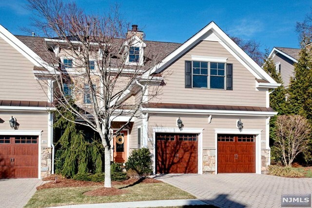 Property Photo:  60 Cherrywood Court  NJ 07675 