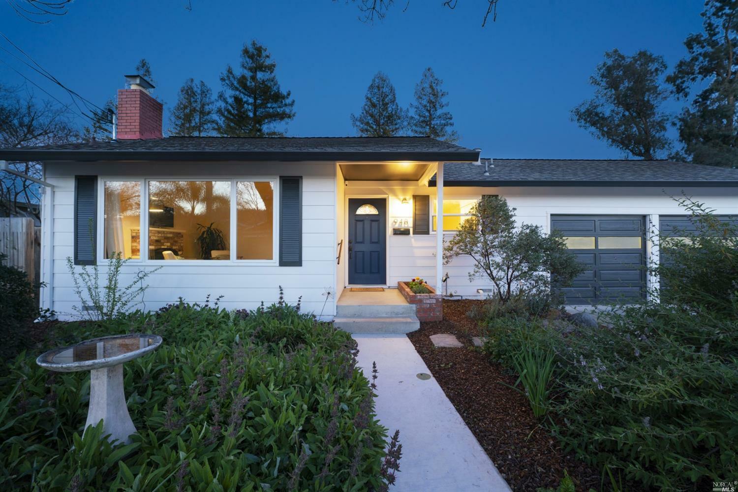 Property Photo: 940 Quieto Calle CA 95409