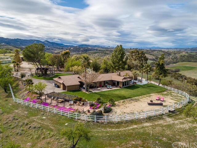 Property Photo: 240 Wild Rose Lane CA 93446