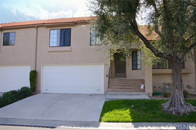 Property Photo:  19966 Avenue Of The Oaks  CA 91321 