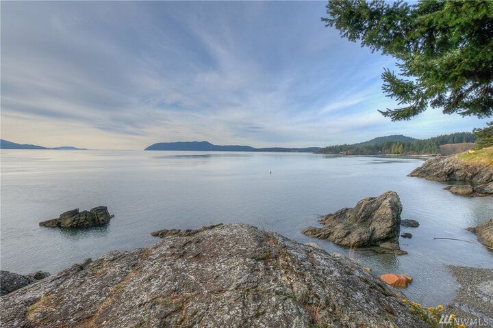 Property Photo:  13 Pleasant St  WA 98245 