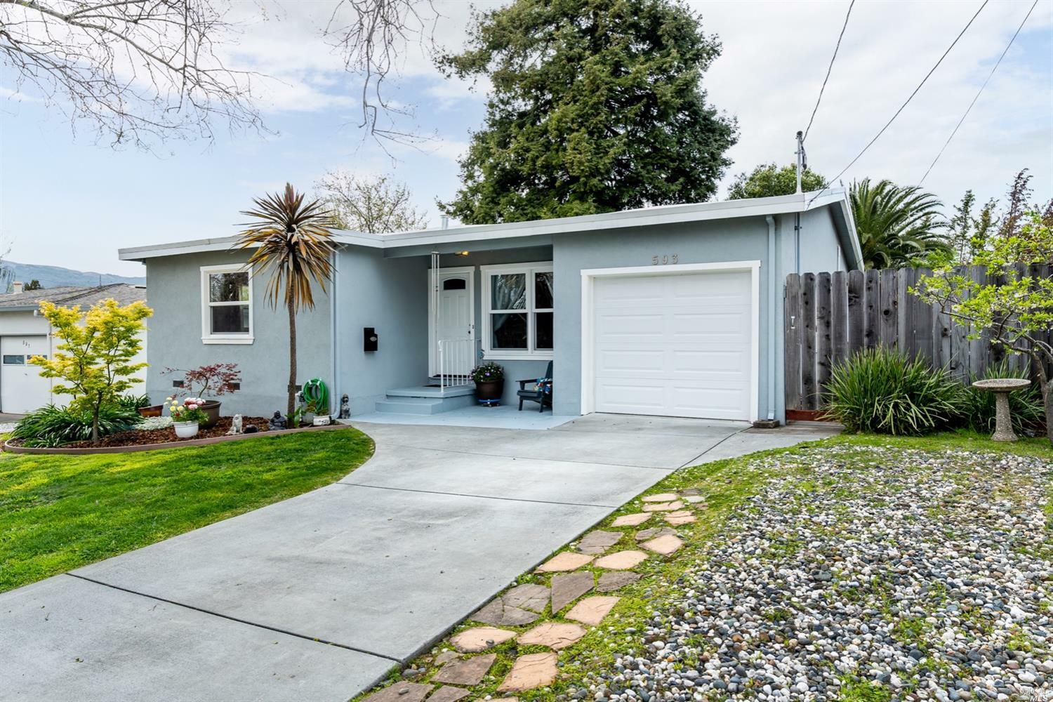 Property Photo: 593 Louis CA 94945