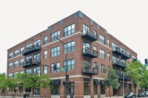 Property Photo: 1 S Leavitt Street 203 IL 60612