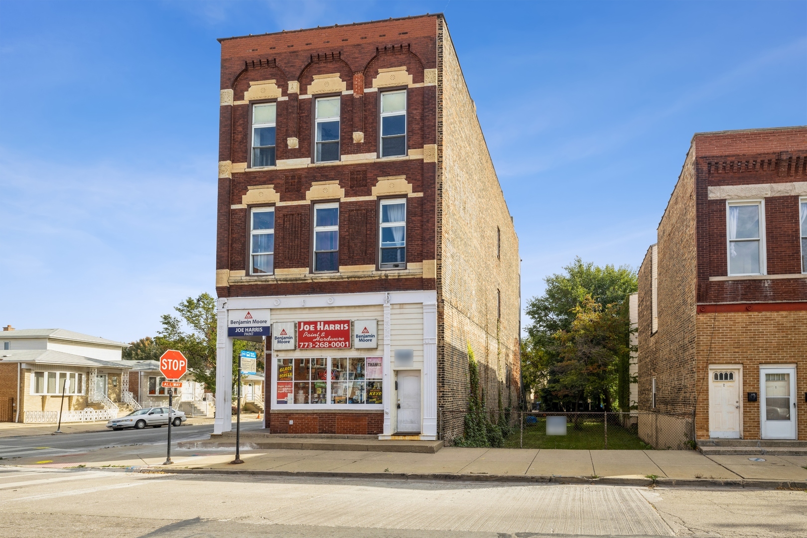 Property Photo: 3301 S Wallace Street IL 60616