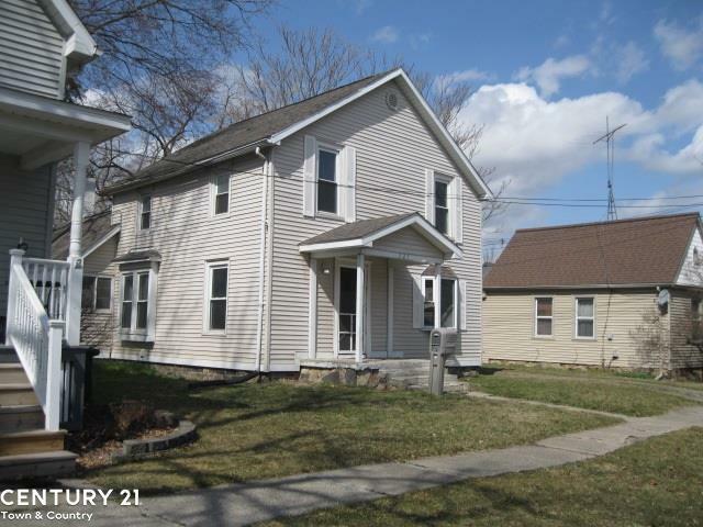 Property Photo:  527 N Washington St  MI 48446 