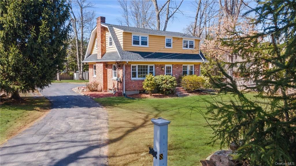 Property Photo:  467 N Little Tor Road  NY 10956 