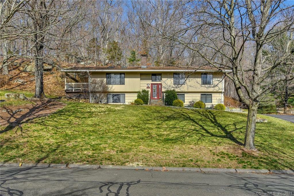 Property Photo:  21 Hickory Lane  CT 06468 