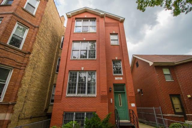 Property Photo:  1343 N Leavitt Street 3  IL 60622 