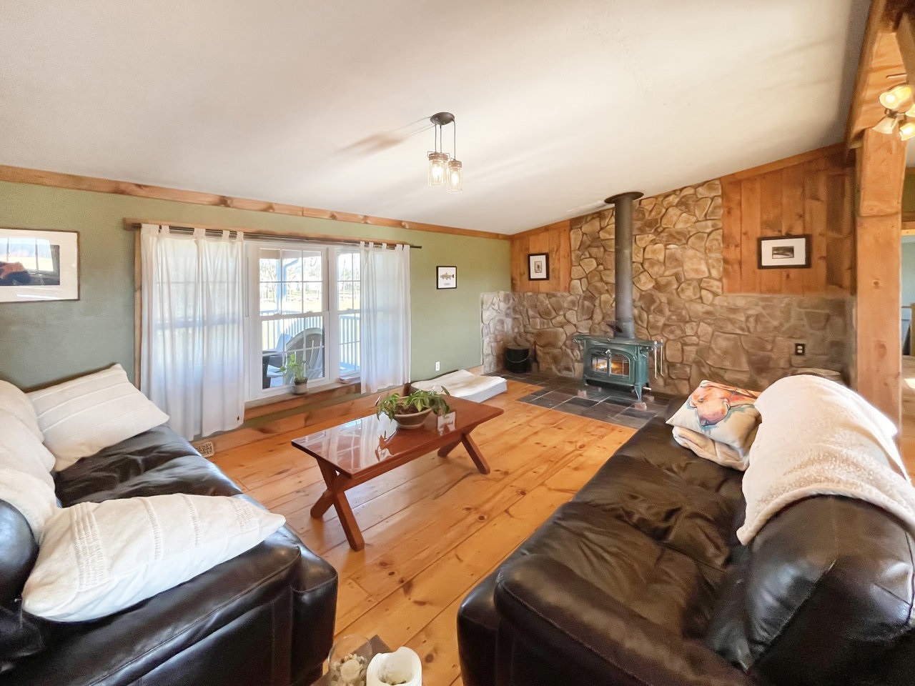 Property Photo:  521 Hawkins Road  VT 05456 