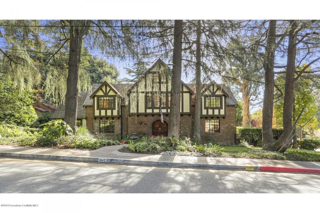 Property Photo:  1842 Fairmount Avenue  CA 91011 