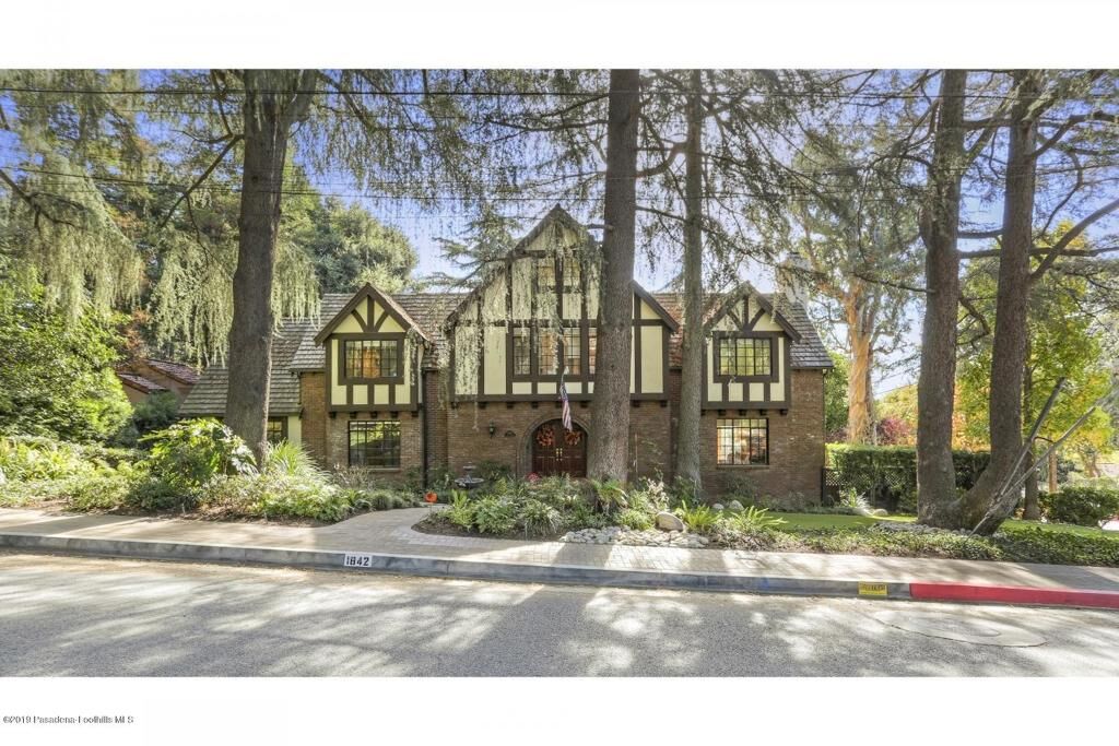 Property Photo:  1842 Fairmount Avenue  CA 91011 