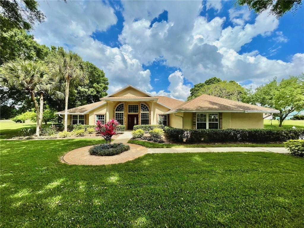 Property Photo:  9617 Leeside Court  FL 34786 