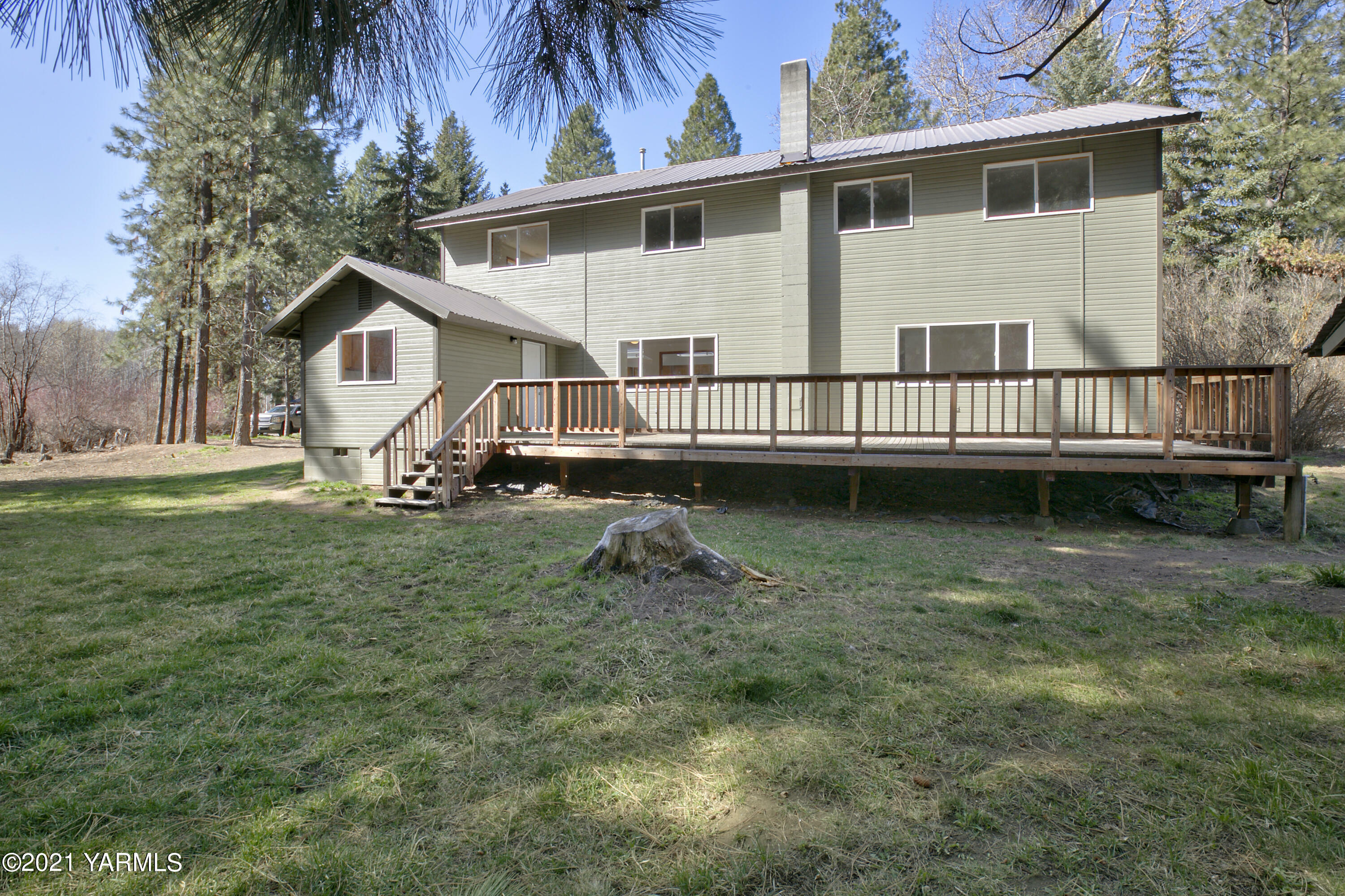 Property Photo:  130 Elk Valley Ln  WA 98937 