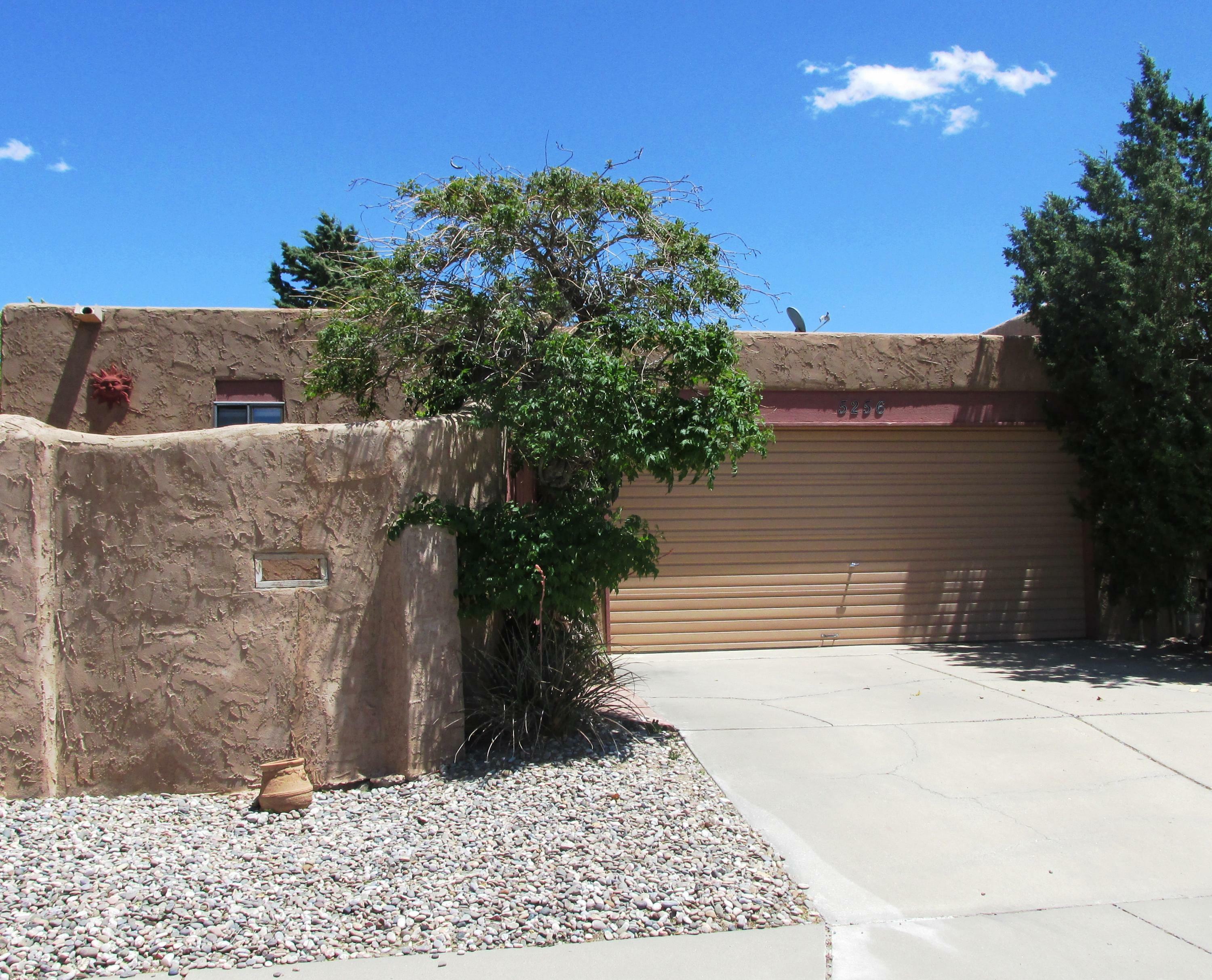 5256 Zurich Place NE  Albuquerque NM 87111 photo