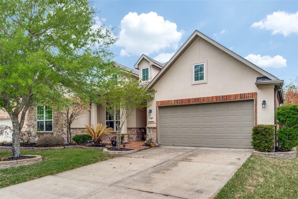Property Photo: 2703 Barons Cove Court TX 77584