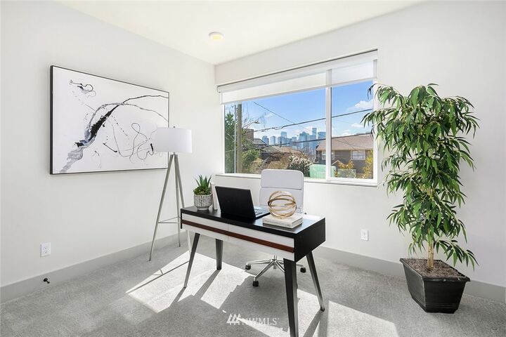 Property Photo:  506  Prospect Street  WA 98109 