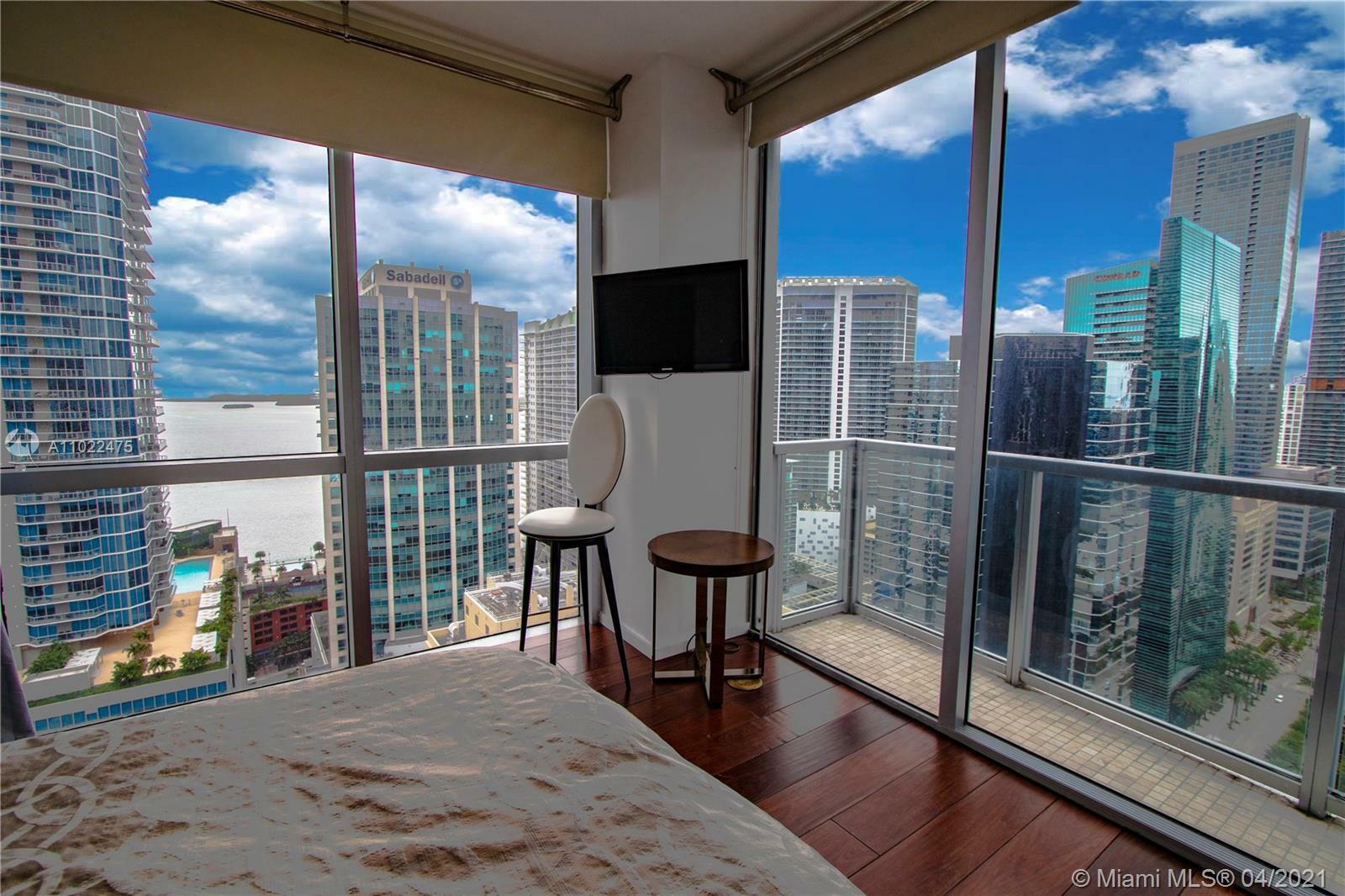 Property Photo:  1060 Brickell Ave 3107  FL 33131 