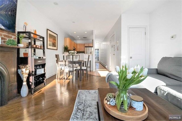 Property Photo:  1204 Washington Street 3S  NJ 07030 