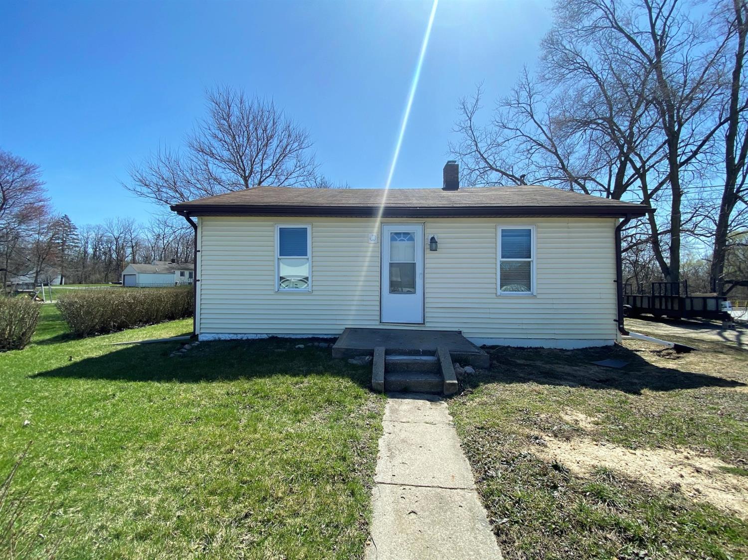 Property Photo: 1451 S State Road 2 IN 46385
