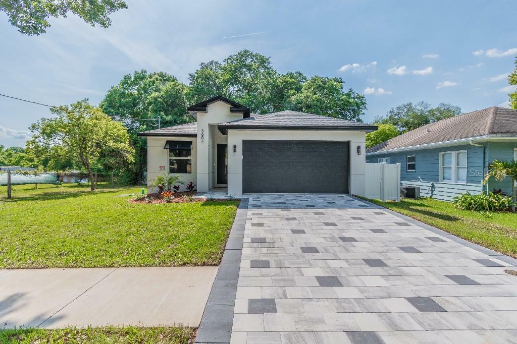 Property Photo:  5804 N Lincoln Avenue  FL 33614 