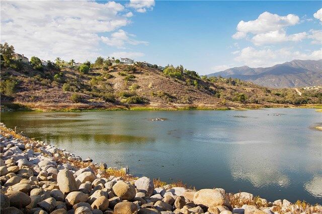 Property Photo:  2 Jericho  CA 92679 