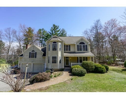 Property Photo:  8 Wamsutta Ridge Rd  MA 01507 