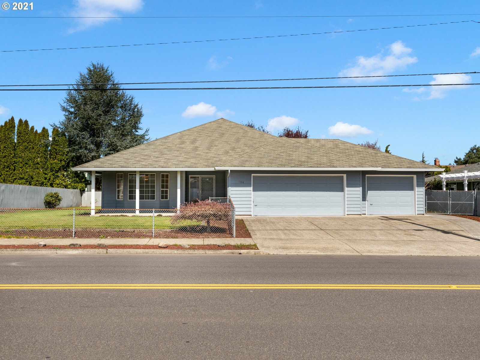 Property Photo:  604 NE 129th St  WA 98685 