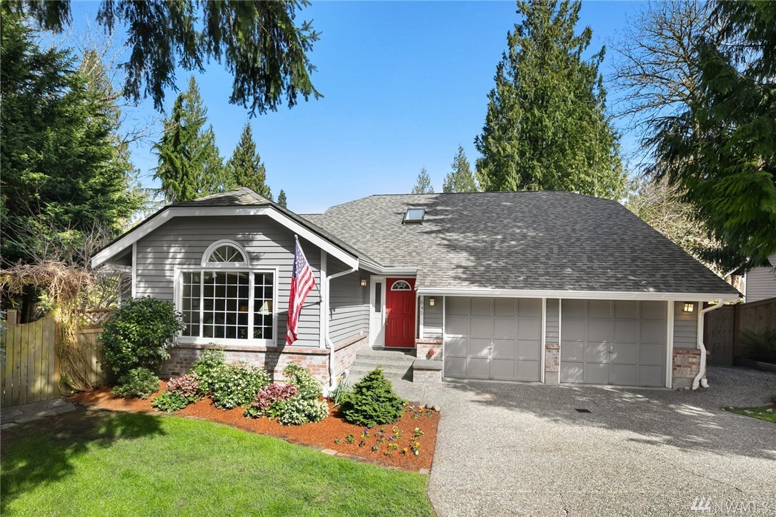 Property Photo: 645 Jasmine Place NW WA 98027